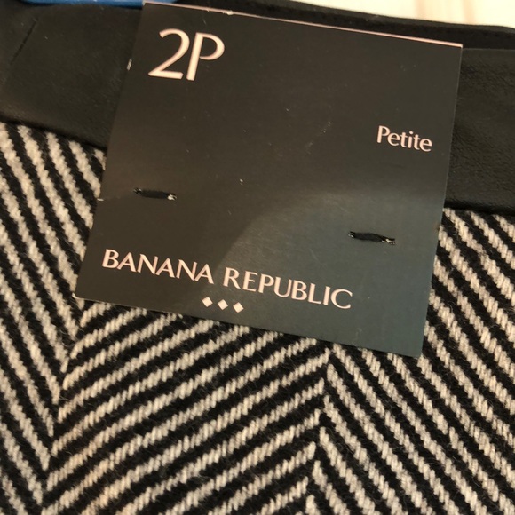 Skirt - Picture 3 of 4